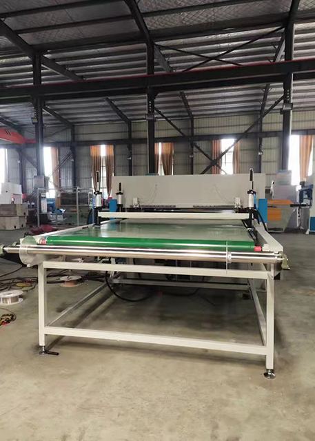 PLC Hydraulic Press Die Cutting Machine Auto Feeding