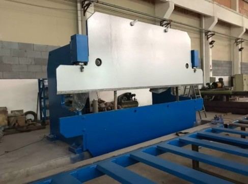 500 Ton Hydraulic CNC Tandem Press Brake Machine 8200mm