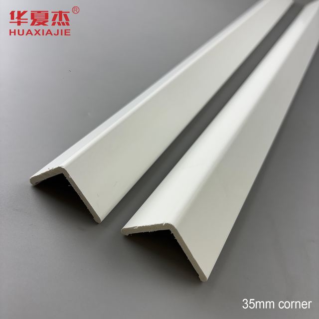 White Pvc Corner 35mm Pvc Moulding Waterproof and Durable for Indoor Decoration