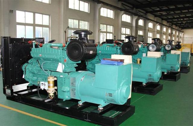 300kw Genuine Motor Cummins Diesel Generator 375kva