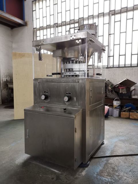 Stable Performance Rotary Tablet Press Machine 25mm Diameter Easy To Clean