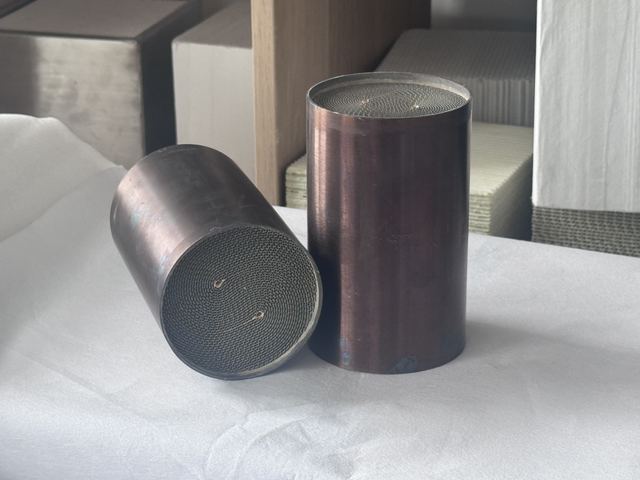 Anti-Vibration Metallic Substrate for Modern Racing Motorcycles