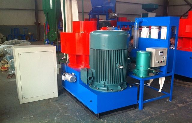 High Capacity Wood Pellet Making Machine Wood Pellet Maker 90KW