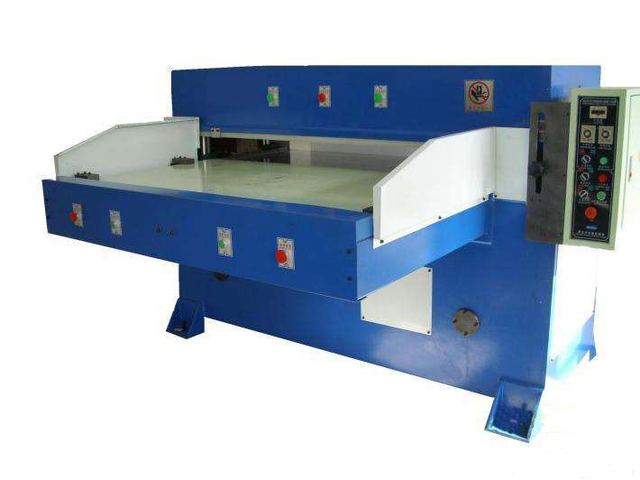 Hydraulic Travelling Head Cutting Press Machine , Rubber Die Cutting Machine