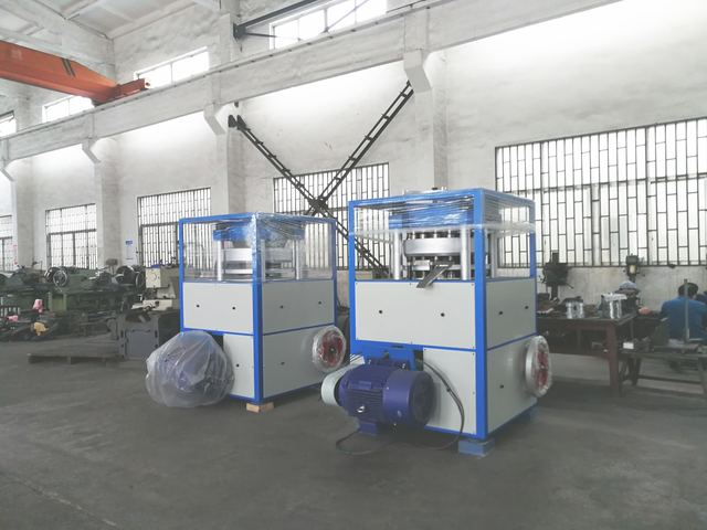 15g Salt Tablet Press Machine 600Kn Pressure For φ20-35mm Tablets
