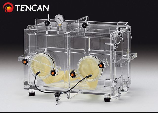 Convenient Operation Laboratory Glove Box , Clear Glove Box for Chemistry Lab