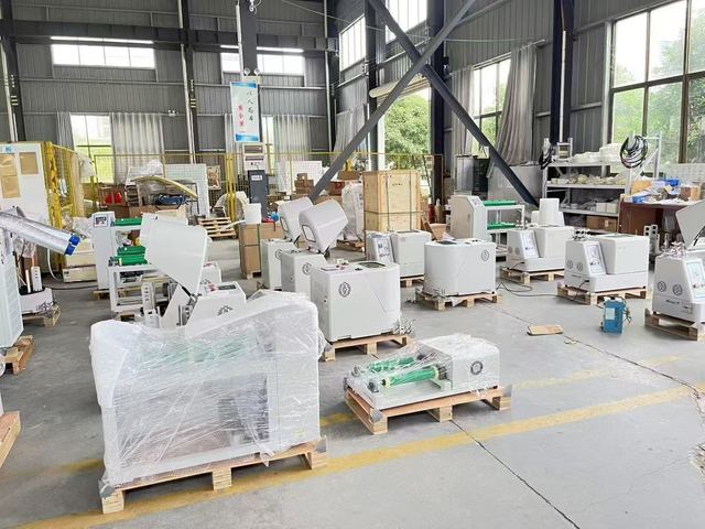 XQM Planetary Ball Mill with Four-Cylinder Agate Grinding and 1200 rpm Speed for Laboratory Use