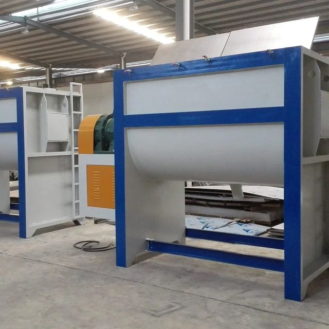 Horizontal ribbon blender mixer