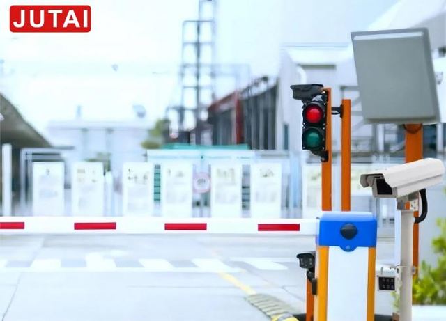 Anti Clone UHF RFID Reader Long Range Access Control Parking System