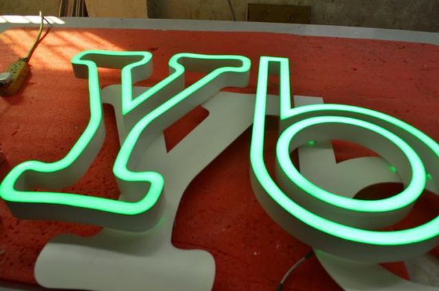 20mm Depth 3D LED Custom Illuminated Signs For Businesses