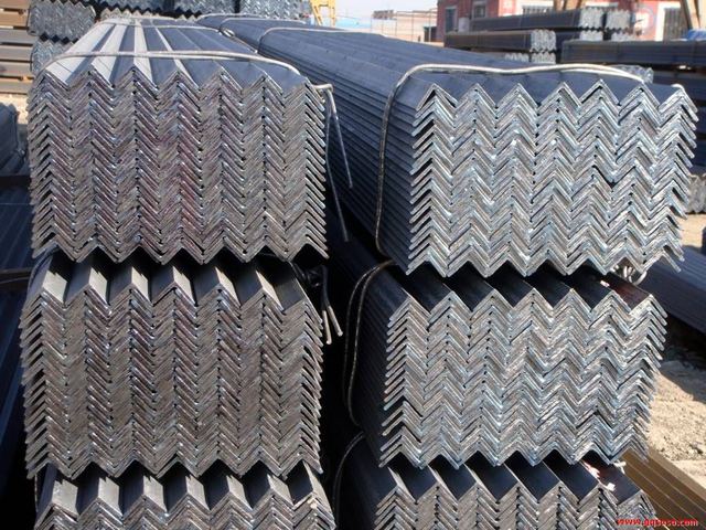 Structural Equal Angle Steel EN ASTM JIS GB Standard Mild Steel Angle Bar