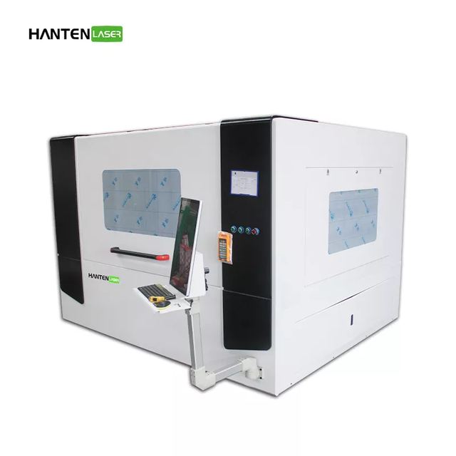 Enclosed CNC Fiber Laser Cutting Machine For Metal Sheet