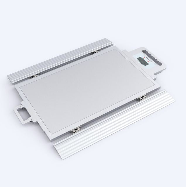 Portable Axle Scale with Integral Indicators for Vehicle Weighing