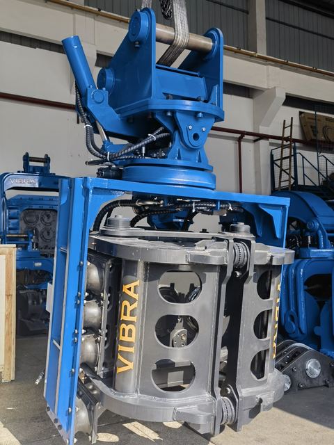 SV-300 Side Grip Pile Driver