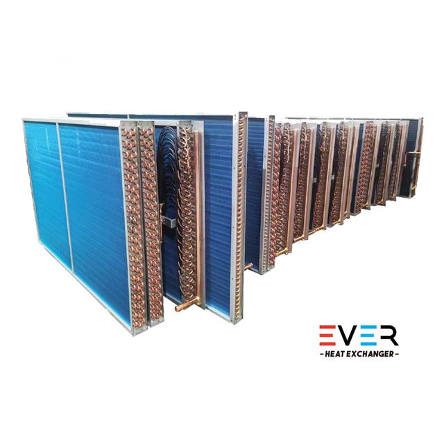 Air cooled fin condenser coil for rooftop HVAC chillers