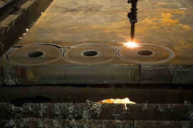 Chrome Plated Carbon Sheet Metal Fabrication Laser Cutting Machine Parts