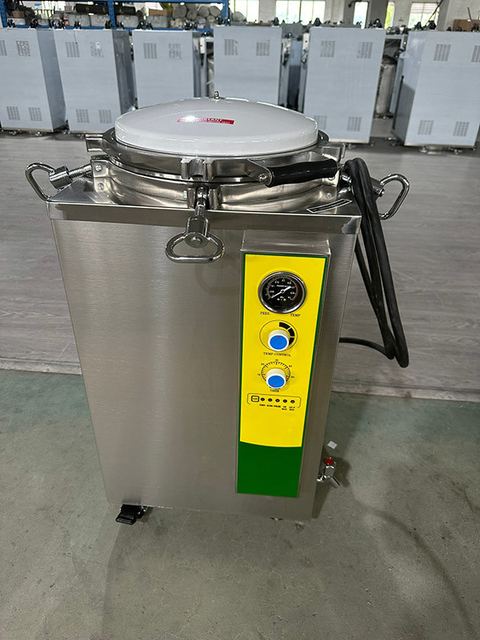 Medical Use 50 litres Easy Operation Vertical Pressure Autoclave