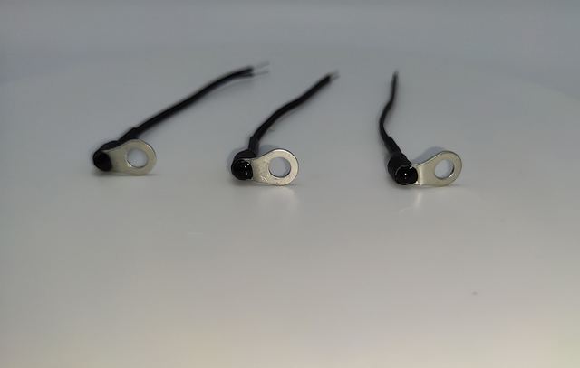 Surface Mount PT1000 Sensor Right Angle Type Ring Lug