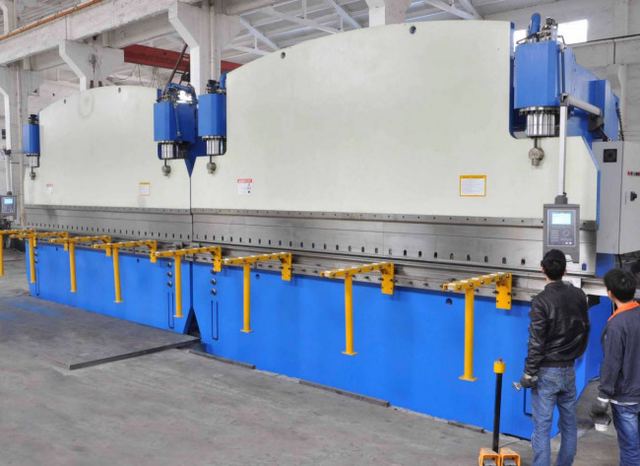CNC Hydraulic Pressure Brake Force For Superior Performance