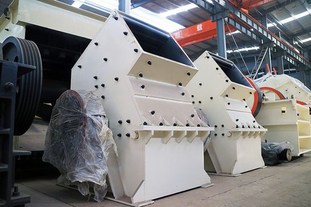 PC600 X 800 Hammer Mill Crusher For Limestone Stone Barite Coal