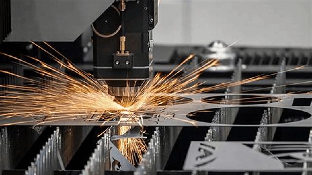 What is a fiber cutting machine?