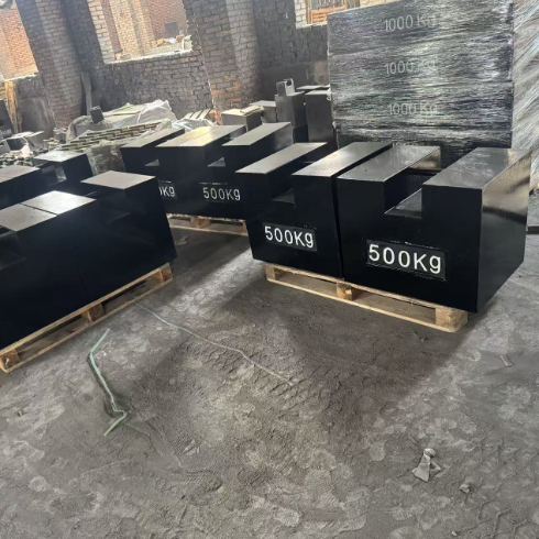 500KG 1000KG 2000KG Rectangular Flat Cast Iron Weights Black M1 Class Low