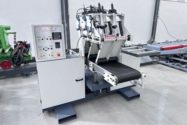 High Precision Wood Cutting Horizontal Band Resaw Horizontal Band Saw Machine